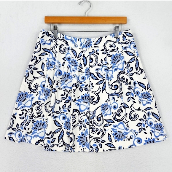 LOFT Dresses & Skirts - Ann taylor loft paisley pleated cotton skirt sz 6 *K